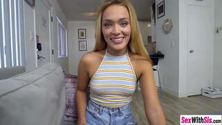 Panas babeh ngarasakeun blowjob jeung pussy fucking