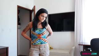 Moje nevlastní sestra a jen tak nepřestane bít na mě, dokud jsem si ji na čtyři a kurva, že pevně mlaskání kundy do orgasmu - Kylie Foxxx