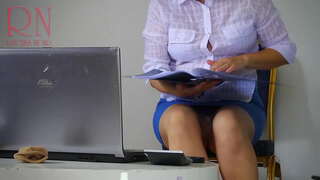 Shaggy yn cyflwyno Velma i ddadwisgo. Velma masturbates ac yn cyrraedd orgasm! FIDEO LLAWN https://is.gd/TFz2lx