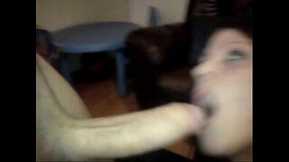 ���క మంచిపని పెద్ద హార్డ్ ఆత్మవిశ్వాసం గెట్స్ పీలుస్తుంది పొడి