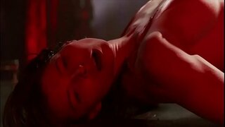 Jessica Biel Striptease kaj Nuda en Pulvora Bluo