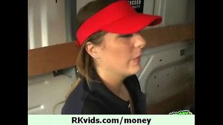 Plaćaju za izvanrednu golo tijelo 29