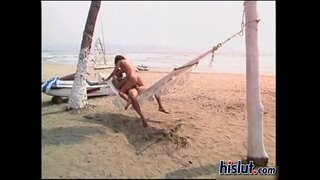 Gina yn yr awyr agored ferch