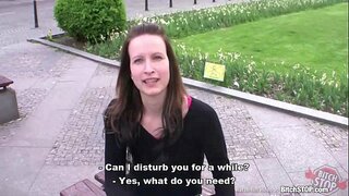 Jalang BERHENTI - Evelyn Lopez sialan di toilet umum