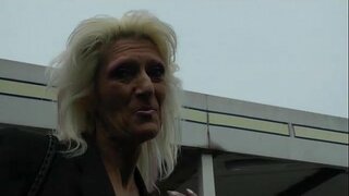 San granny a ' sealltainn dheth