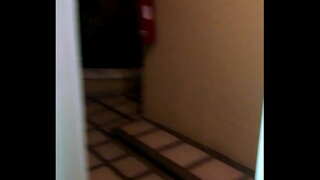 ���ત્ની Cojiendo હોટેલ સાથે બારણું ખોલો સમૃદ્ધ moans