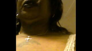 A dhúnadh suas ebony masturbation