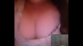 Kátia Martini mostra ut teta non BIGO VIVERE