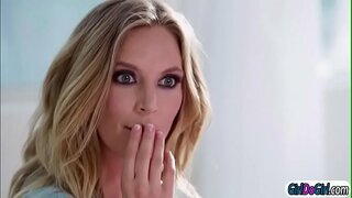 Stepmom ម៉ូណាបង្រៀ AJ squirt ច្ចេកទេស