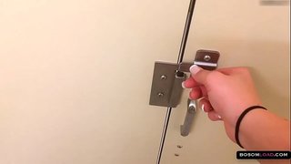 Киске клуб юғары миль мастурбация брюнетка &amp;амп; натураль оло кызлары көллият