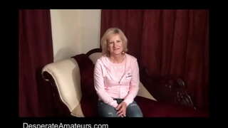 Ellie હોટ મમ્મી