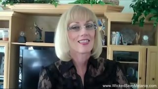 On Sütitab Seksi Vanaema