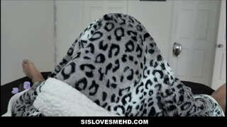 Ifanc &#039; n giwt Teen Melyn Stepsister calan Gaeaf Fuck Gyfer Stepbro POV