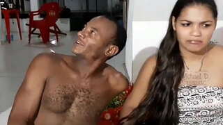 Zde je výňatek z filmu, kde má sex pauleira sex s dvojitou penetrací v psa, negr a zbrusu nový jeden z opravdu velkého ptáka