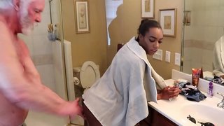 Chanel Skye Orală Galben Duș Pizde Sex Naibii De Biciuire Jucarii Anale