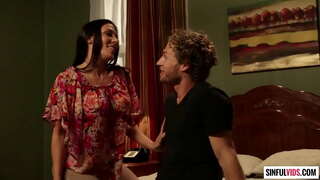 Horny brunette Rachel Starr sucks gogor hagaxka 69 posizio aurretik lortzen sprayed jizz