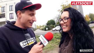 LETSDOEIT-Lilly Foxx-หยอกเล่นน่ะ/n พวกเธอพบสาวน้อยคนใหม่สำหรับใหม่ของพวกเขาที่เกิดเหตุ